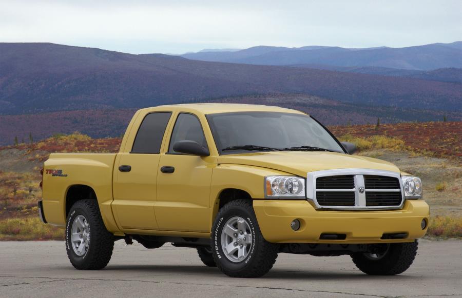  Dodge Dakota 2005 года  (фото 1 из 43)